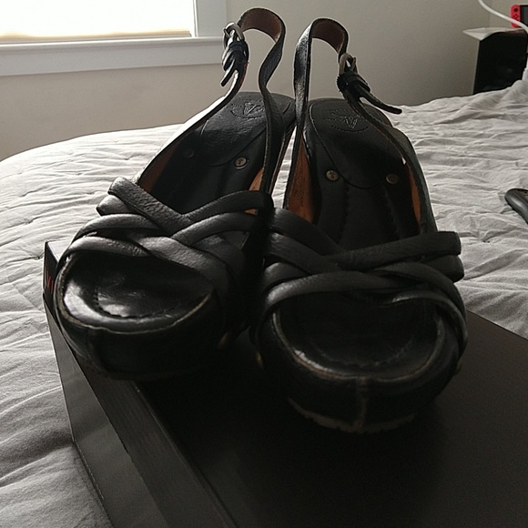 Frye Reese Multi Sling 7.5 - Picture 8 of 8